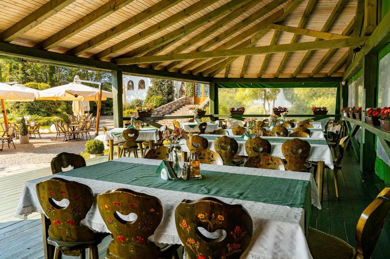Conacul Secuiesc-Szekelyko Kuria Otel Coltesti Dış mekan fotoğraf