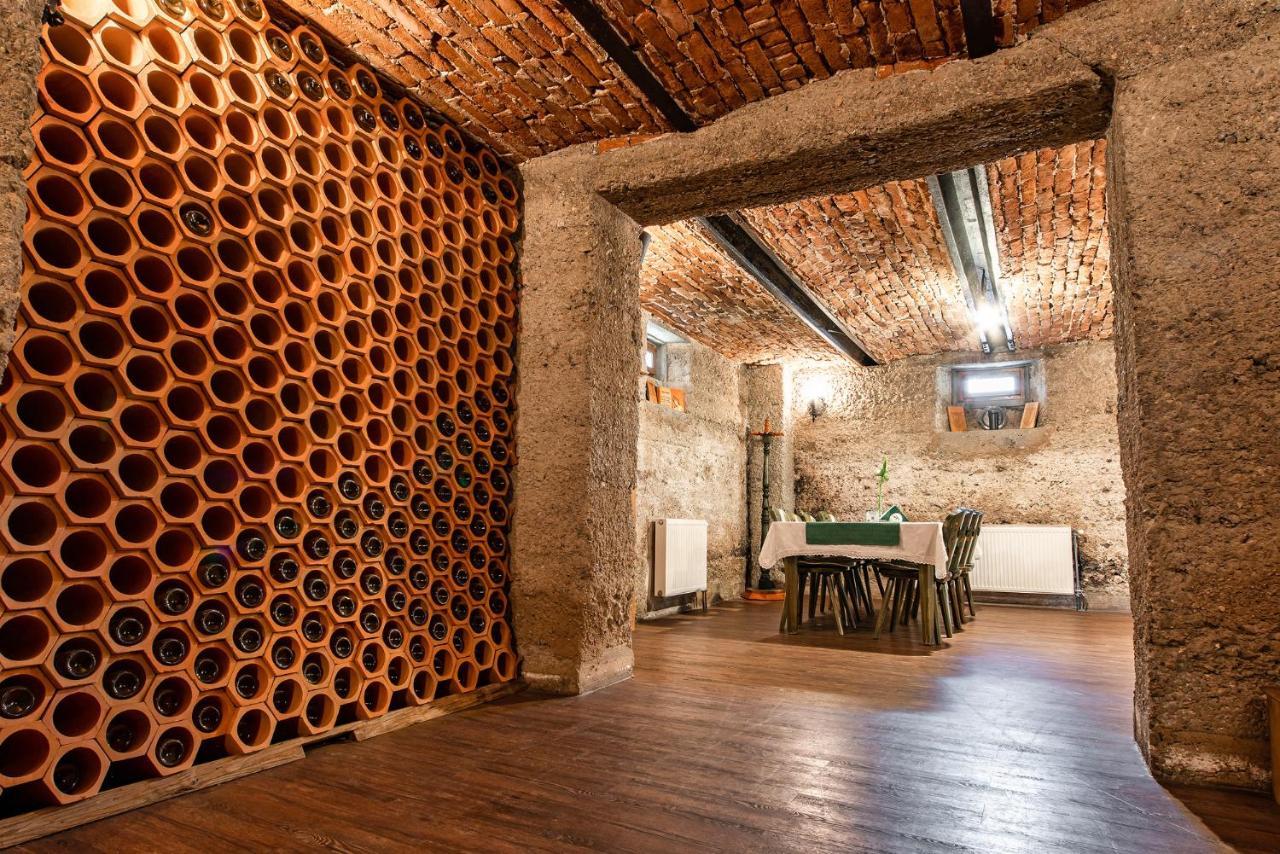 Conacul Secuiesc-Szekelyko Kuria Otel Coltesti Dış mekan fotoğraf